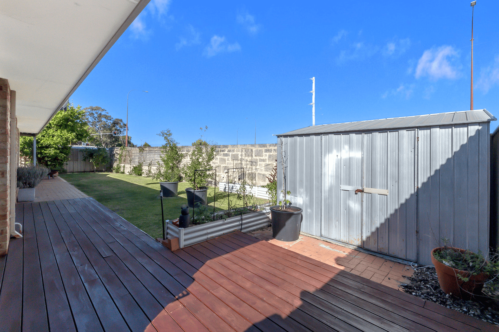 16 Mettler Court, Canning Vale, WA 6155