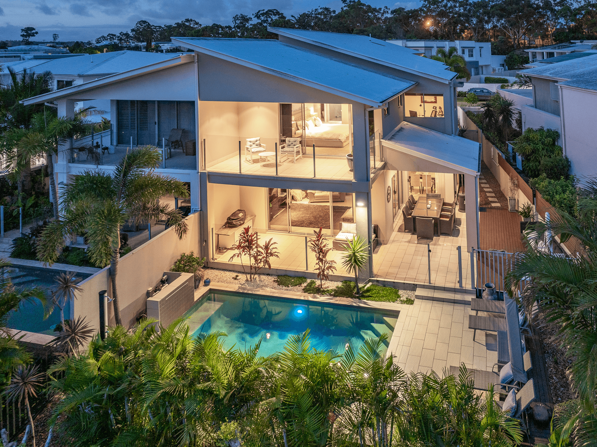 6022A Vista Drive, BENOWA, QLD 4217