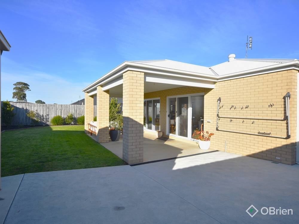 5 McLaren Avenue, Lucknow, VIC 3875
