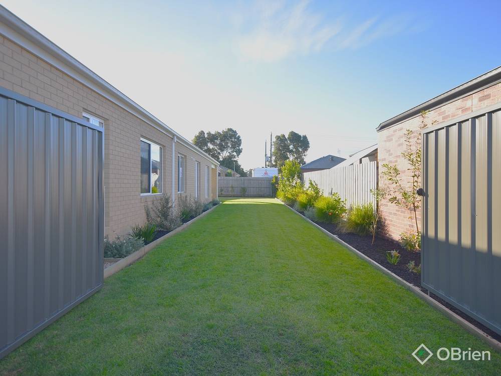 5 McLaren Avenue, Lucknow, VIC 3875