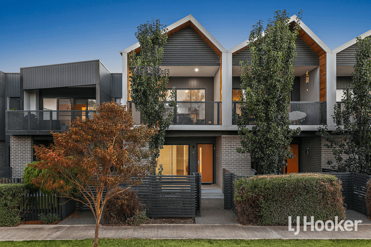 6 Flagship Way, POINT COOK, VIC 3030