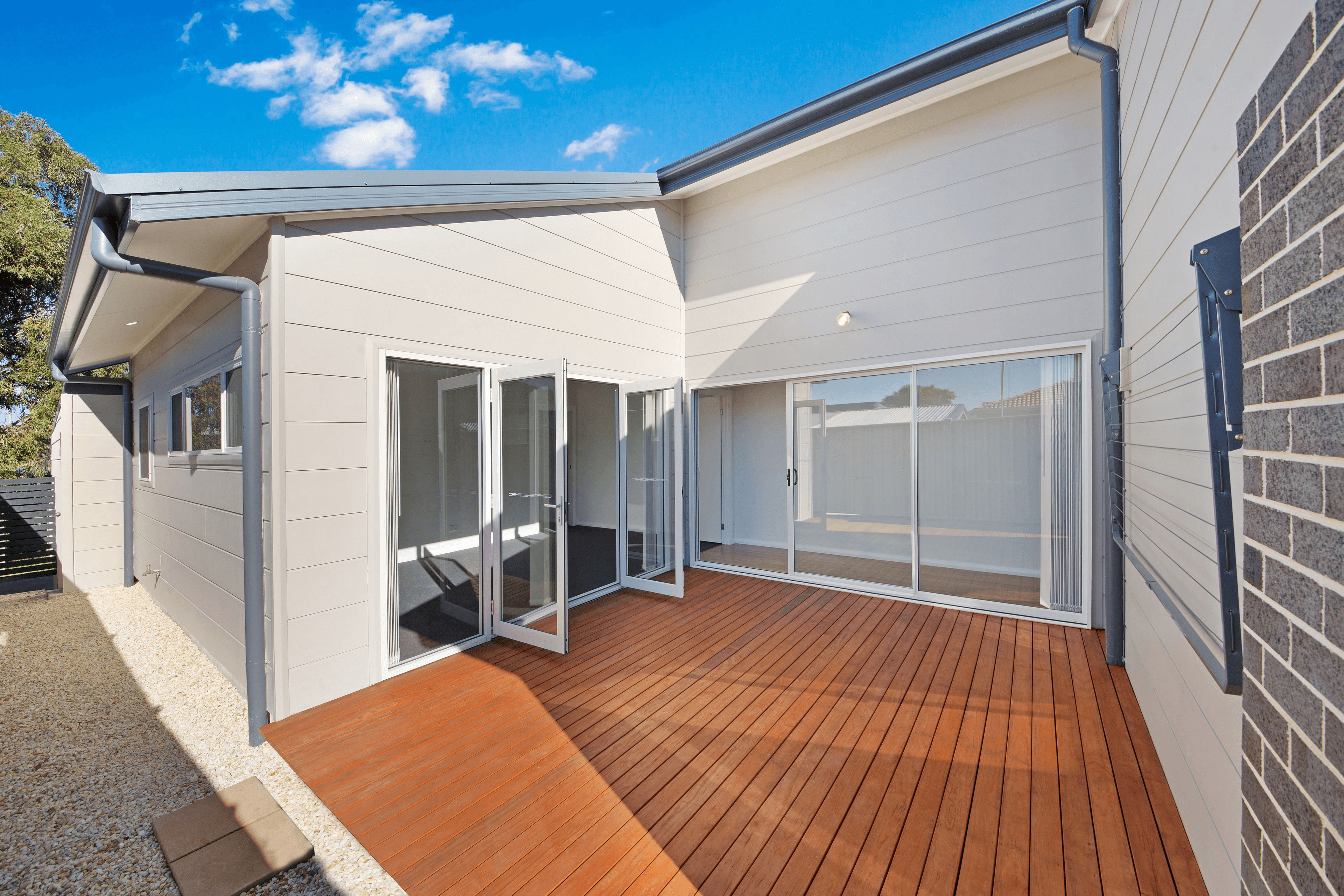 2/58 Beach Street, Ettalong Beach, NSW 2257