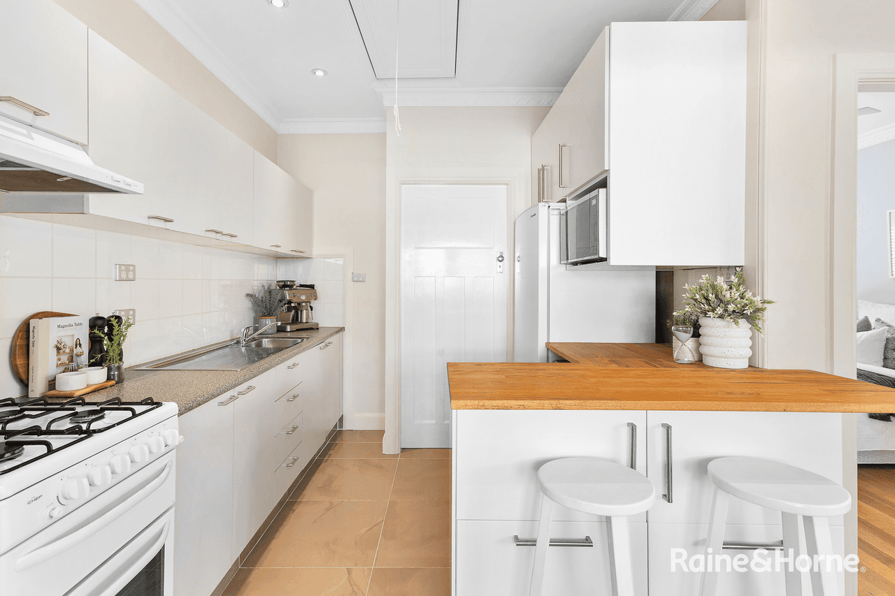 62 Higginbotham Road, GLADESVILLE, NSW 2111