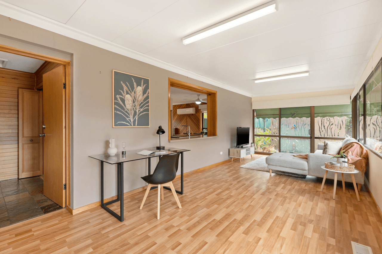 13 Dinsdale Road, BORONIA, VIC 3155