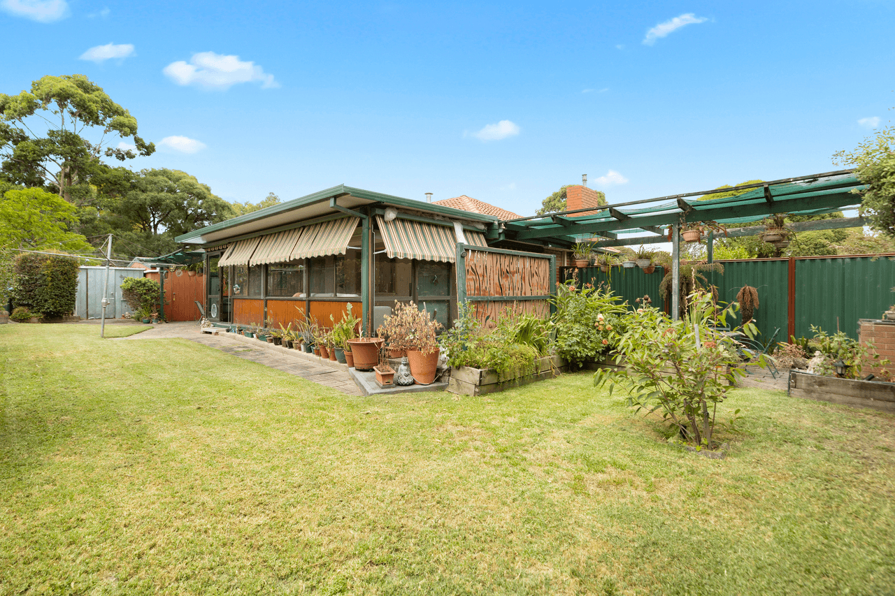 13 Dinsdale Road, BORONIA, VIC 3155