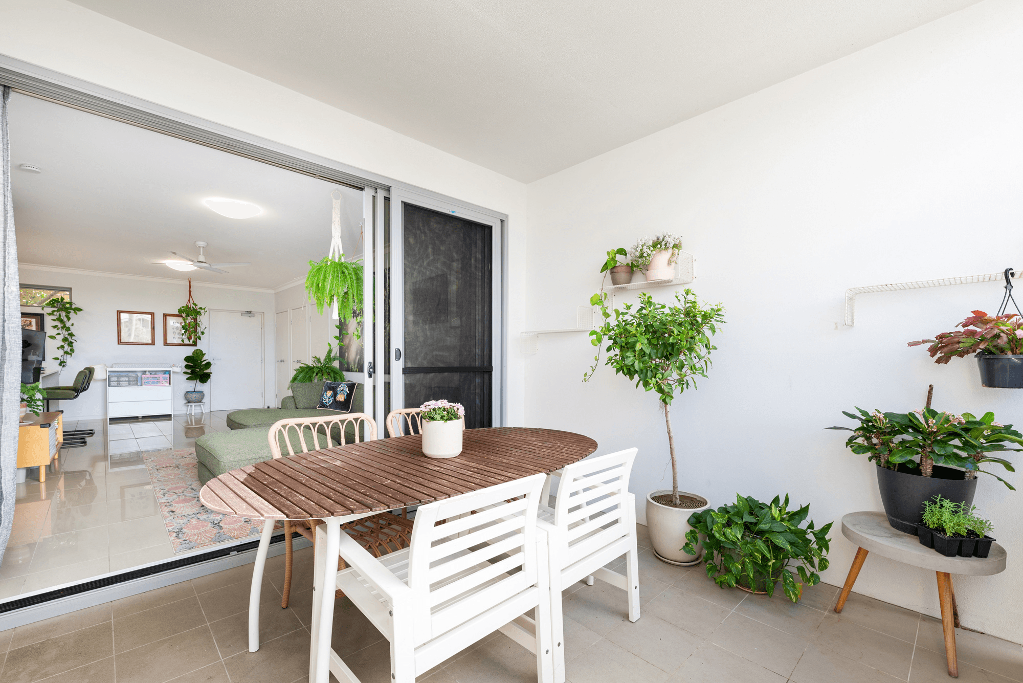 102/64 Kates Street, MORNINGSIDE, QLD 4170