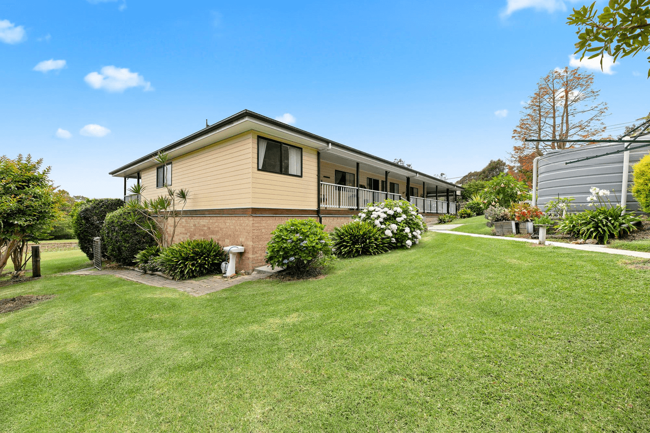 3 Bootman Place, MORUYA, NSW 2537