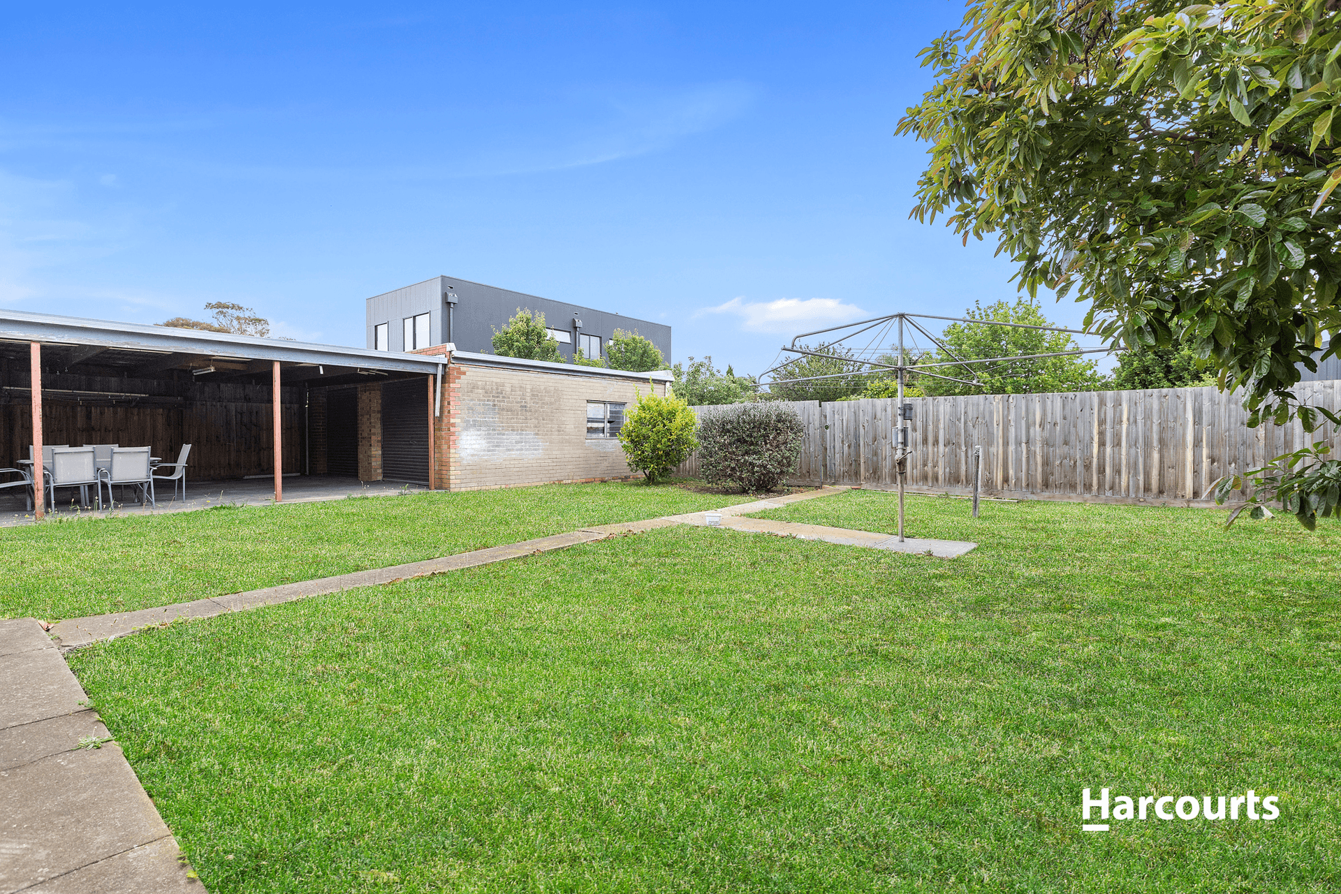 12 Pine Avenue, North Shore, VIC 3214