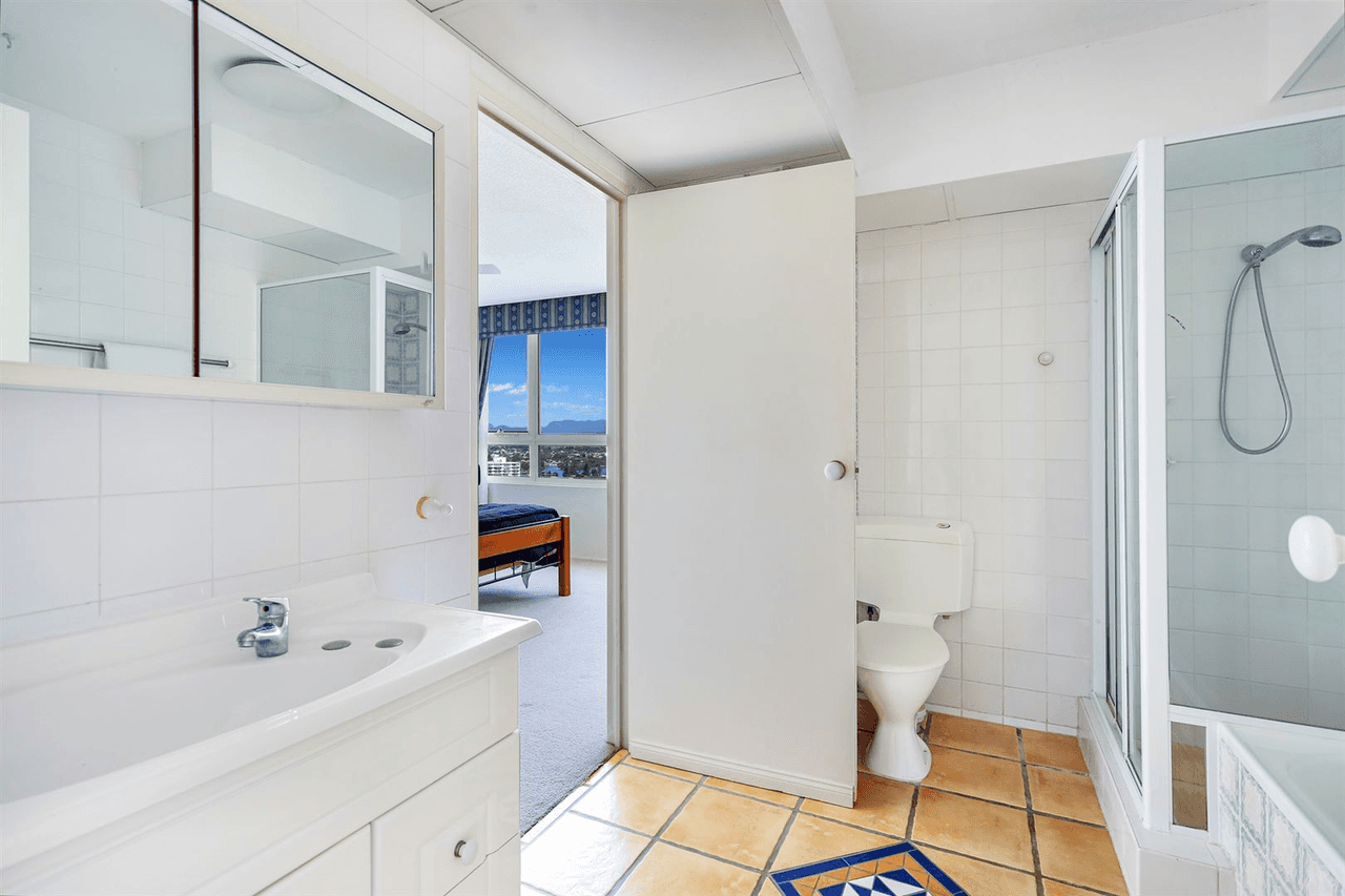 22A/2 Riverview Parade, Surfers Paradise, QLD 4217