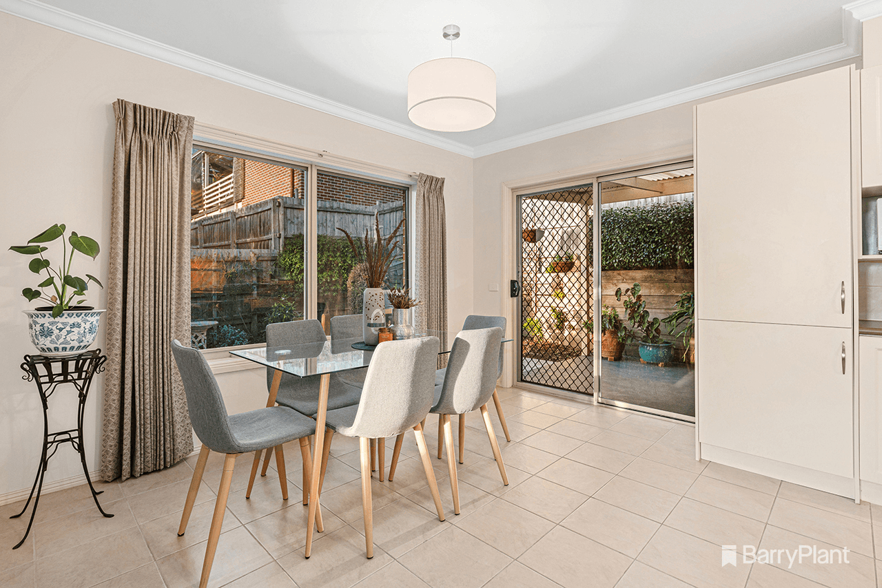 3/4 Alexandra Road, Lilydale, VIC 3140