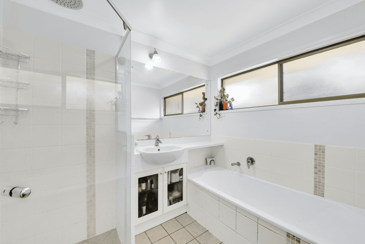 44 Eranga Street, THE GAP, QLD 4061