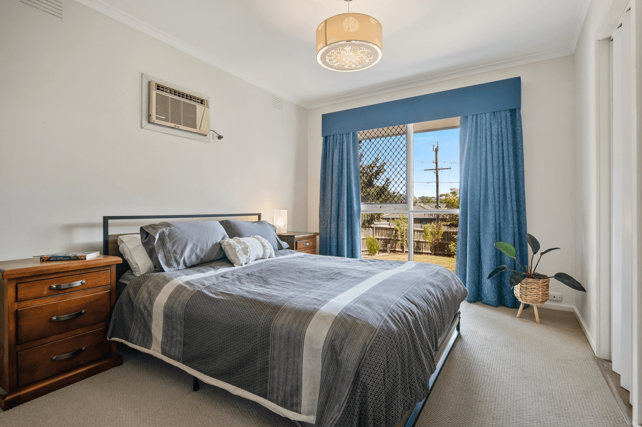 12 BALMORAL Street, KILSYTH, VIC 3137