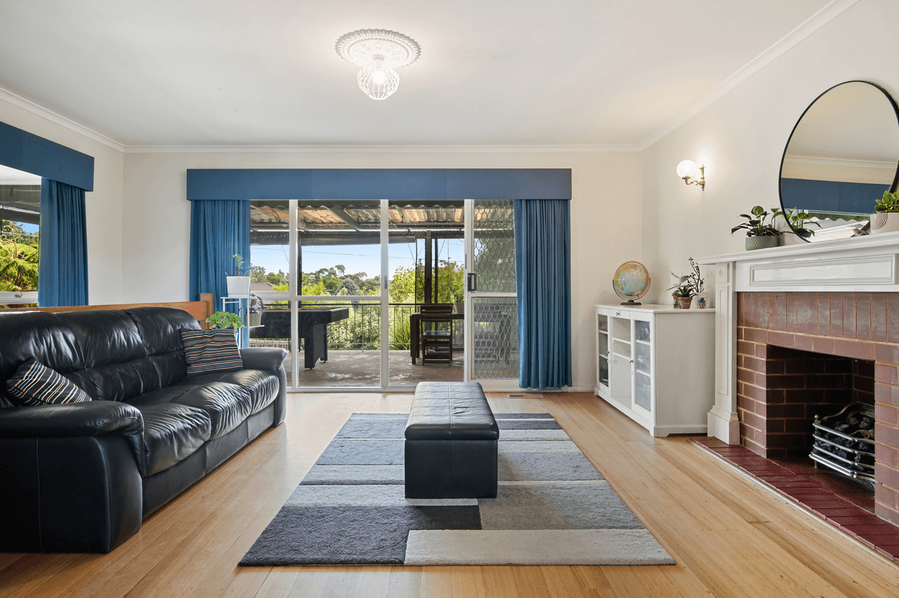 12 BALMORAL Street, KILSYTH, VIC 3137