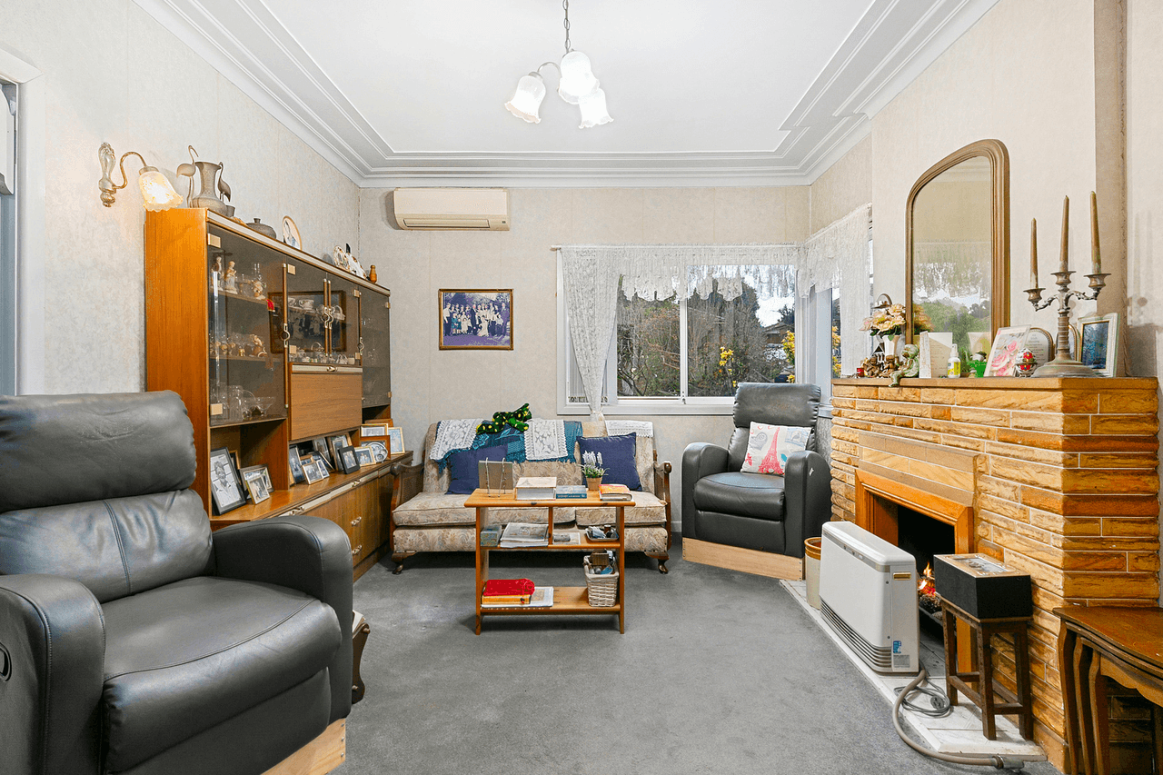 9 Hilton Avenue, Roselands, NSW 2196