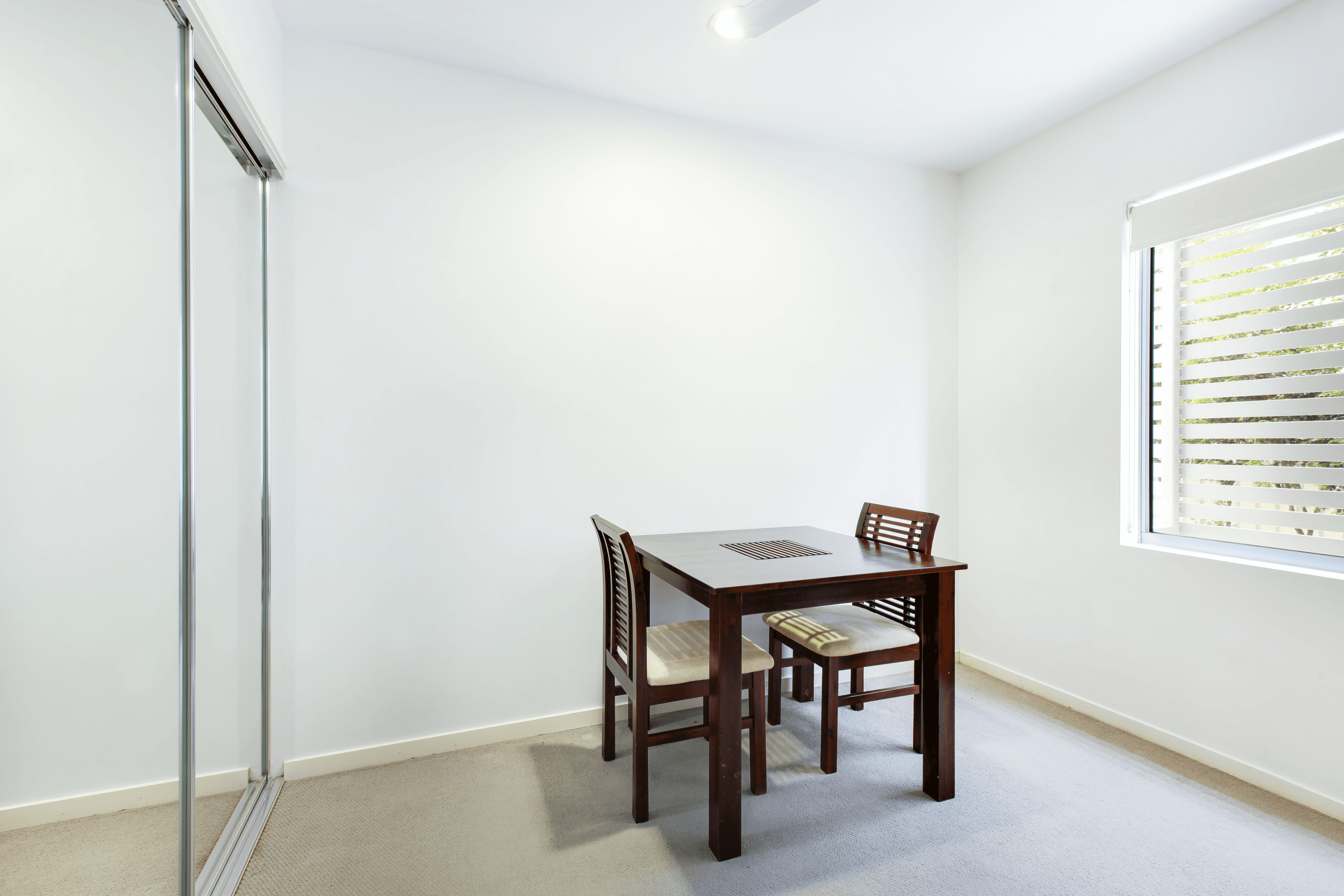 4/43-45 Anembo Street, CHEVRON ISLAND, QLD 4217