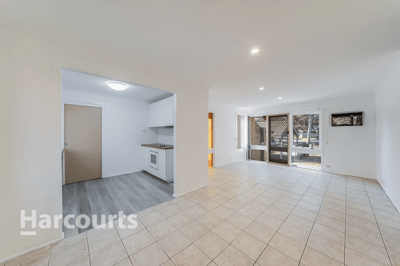 9 Polwarth Close, Bradbury, NSW 2560