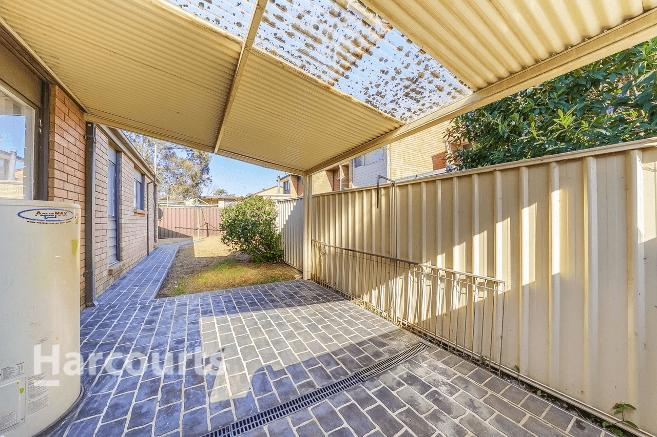 9 Polwarth Close, Bradbury, NSW 2560