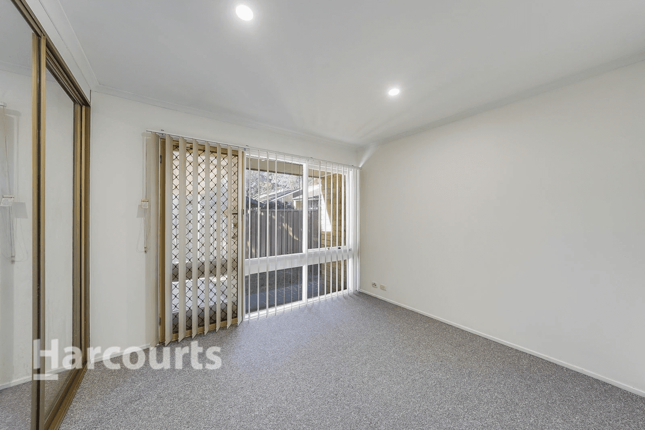 9 Polwarth Close, Bradbury, NSW 2560