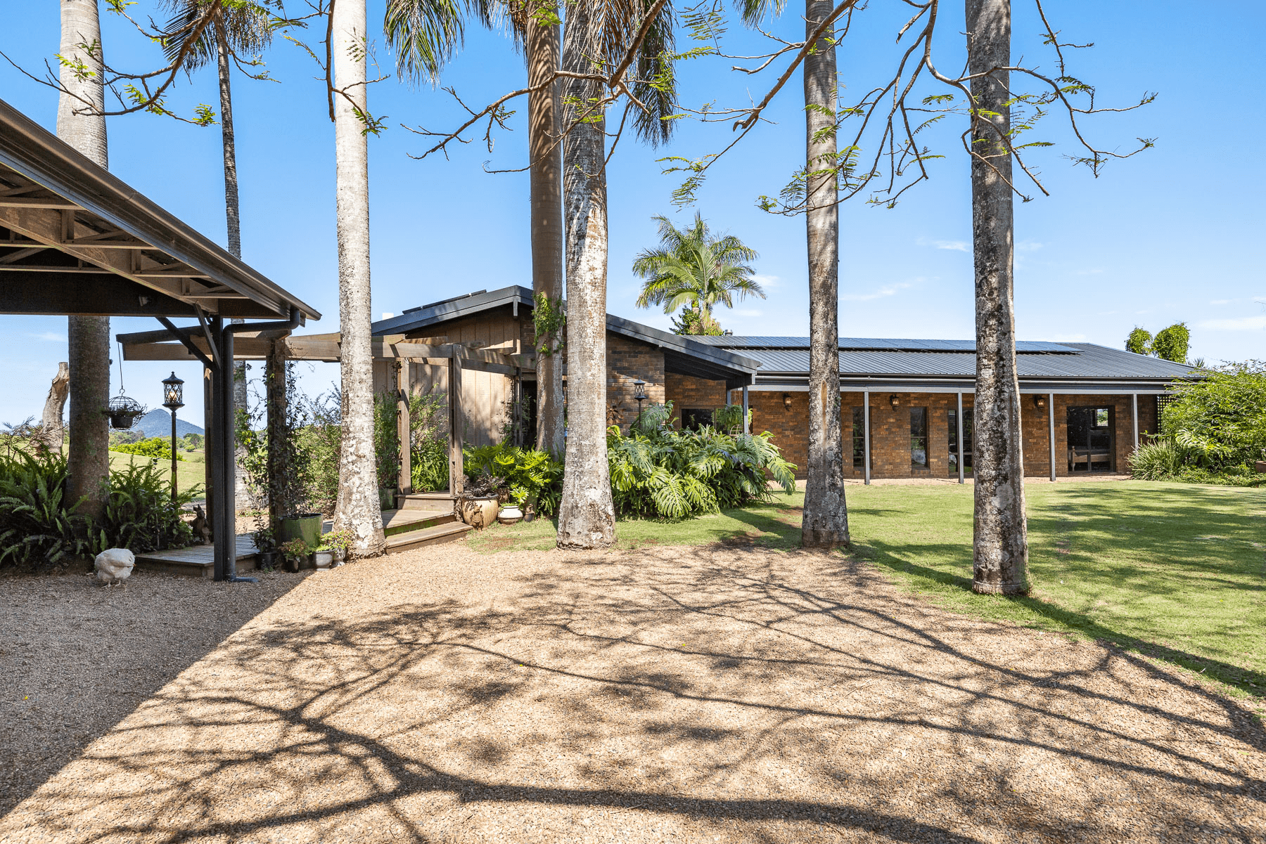 122 Lawnville Road, BLACK MOUNTAIN, QLD 4563