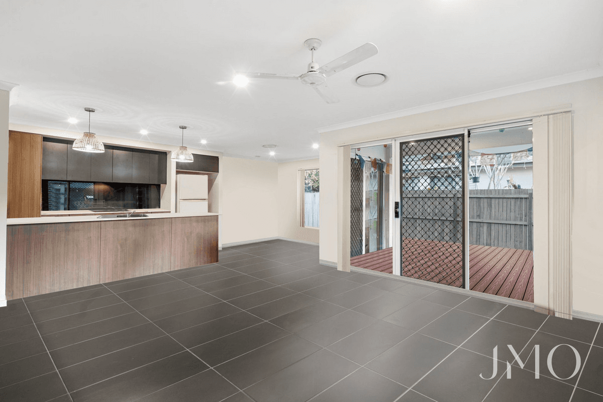 16 Ludlow Crescent, Ormeau Hills, QLD 4208