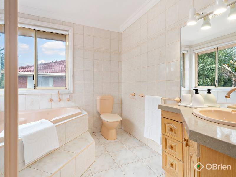 93 Wattle Valley Drive, Hillside, VIC 3037