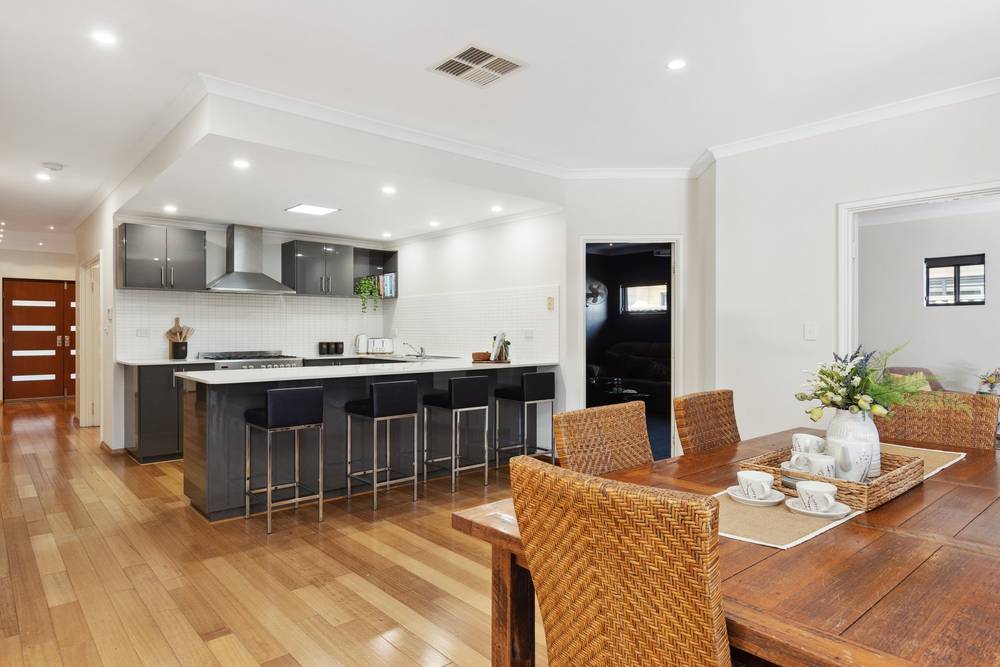 37 Edgecombe Pass, Aveley, WA 6069