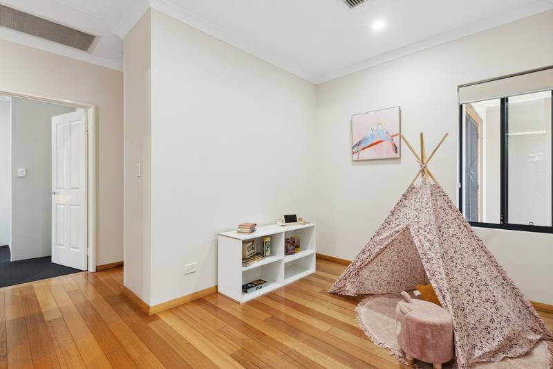 37 Edgecombe Pass, Aveley, WA 6069