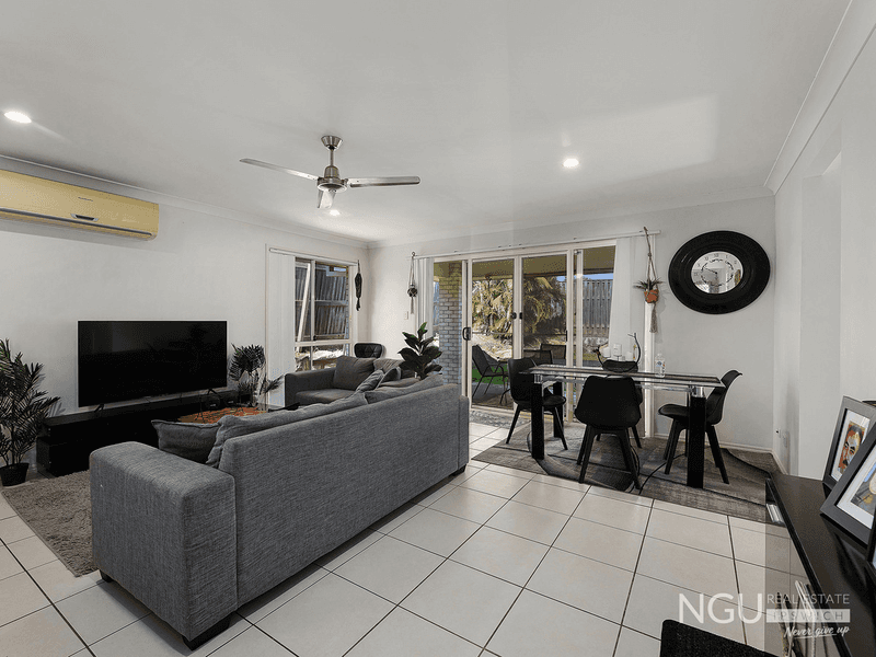 25 Dornoch Crescent, Raceview, QLD 4305