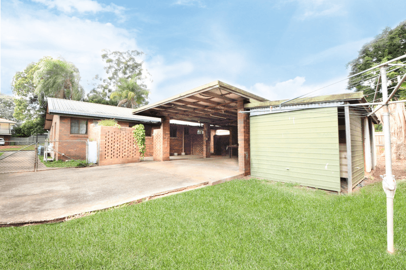 33 Wairoa Drive, Strathpine, QLD 4500