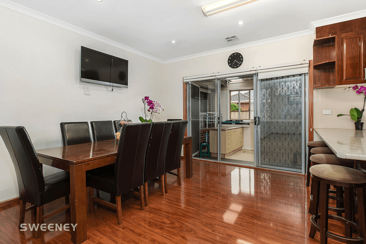 2/10 Lincoln Street, Sunshine North, VIC 3020
