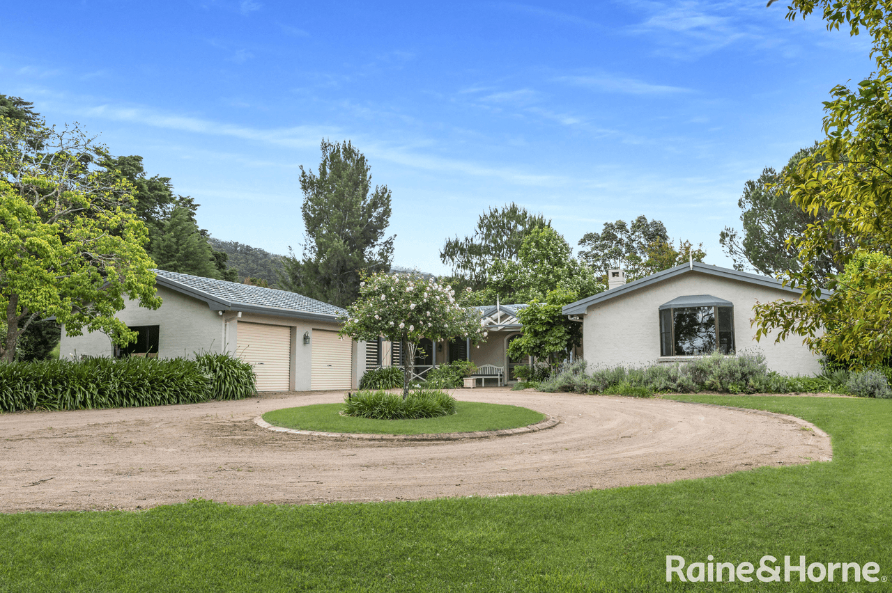326 Main Road, CAMBEWARRA, NSW 2540