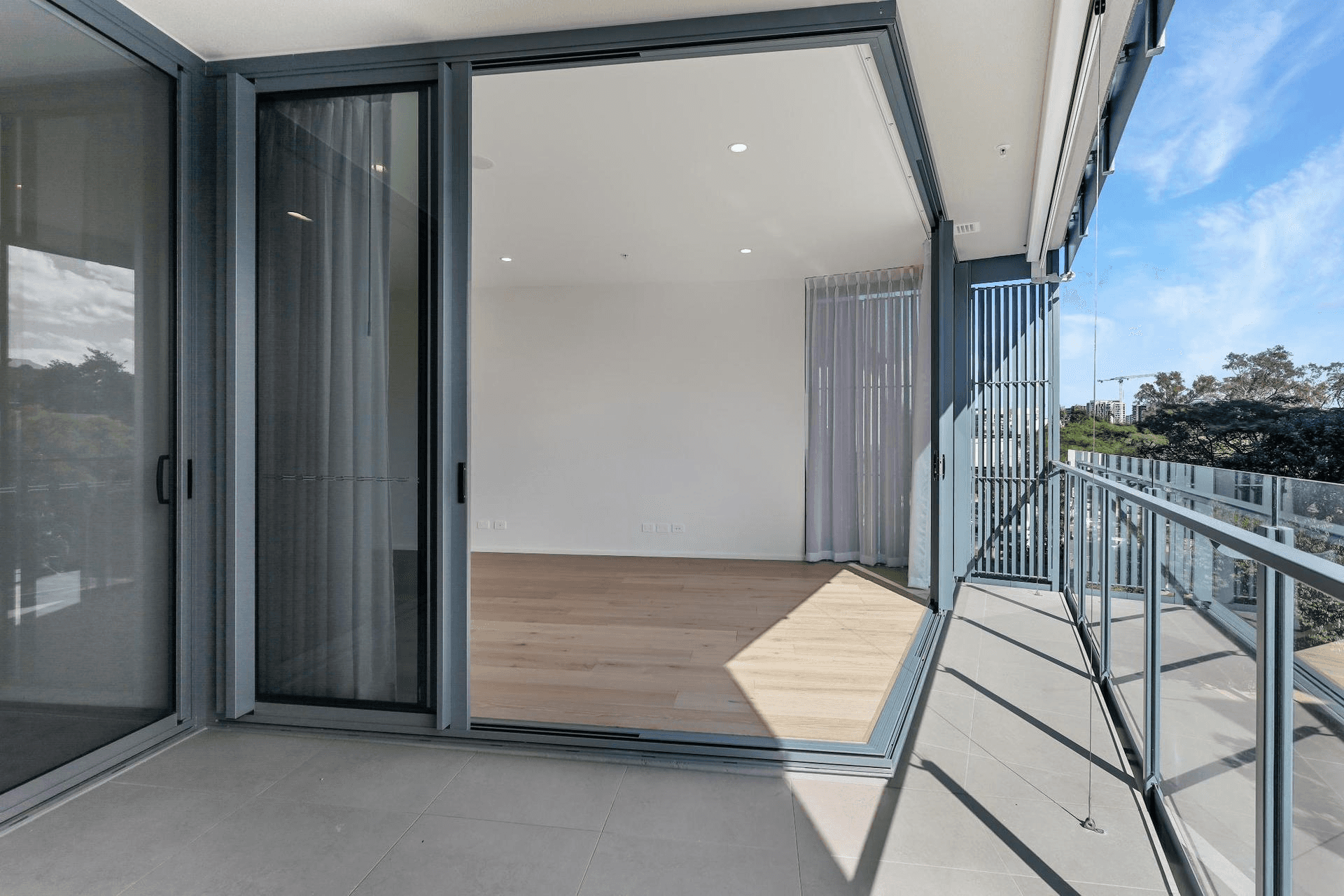 40203/11 Pidgeon Close, West End, QLD 4101