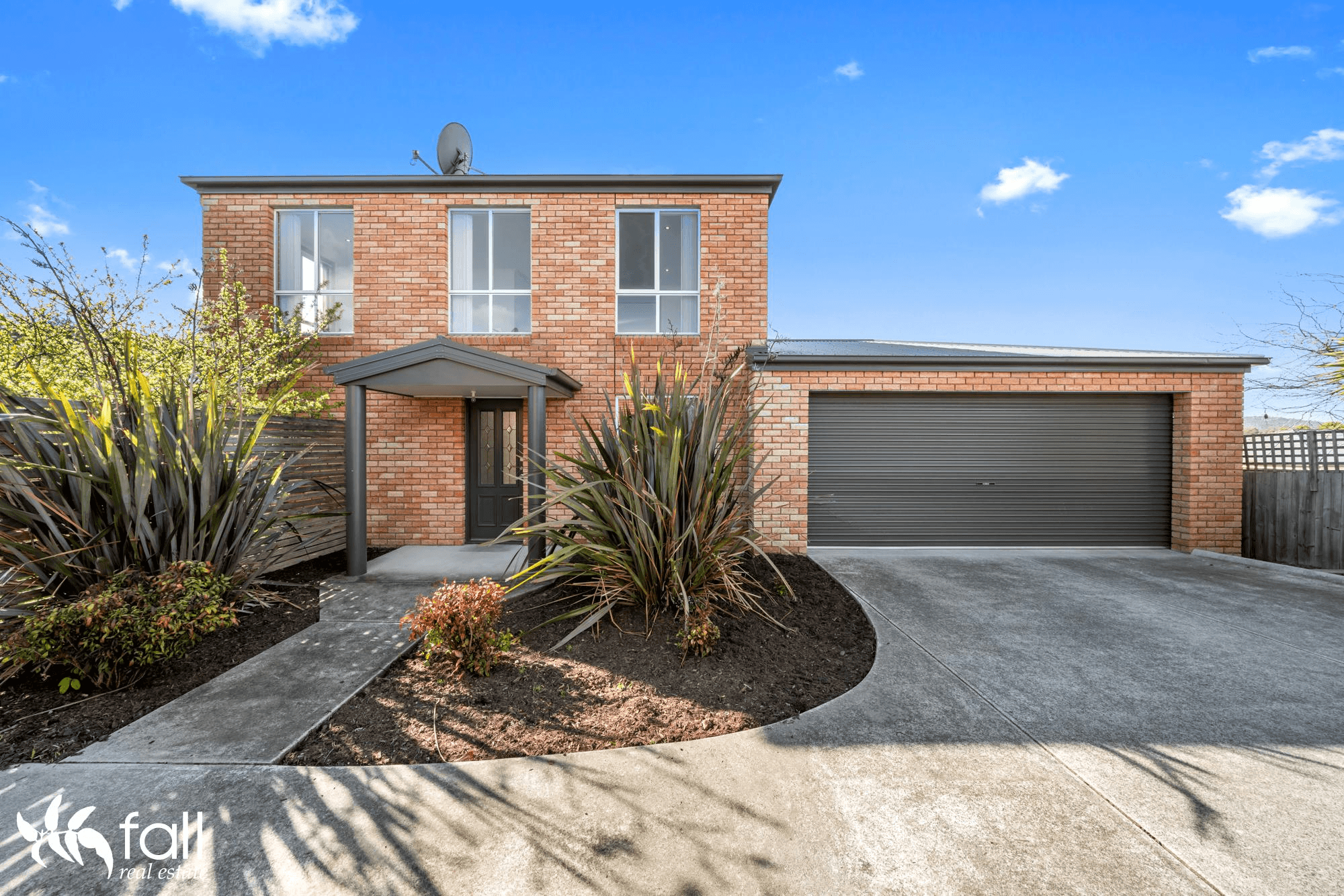 2/16 Cavenor Drive, OAKDOWNS, TAS 7019