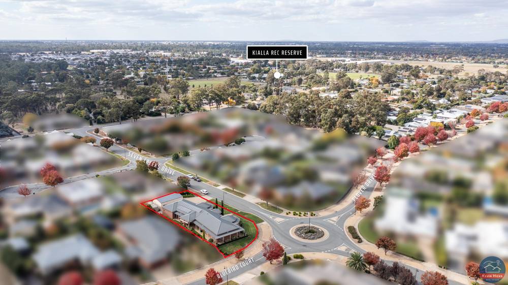 8 Bluebird Court, KIALLA, VIC 3631