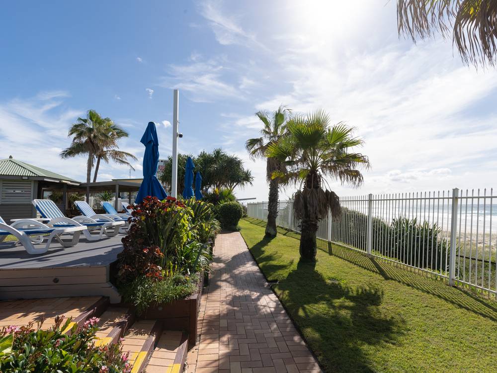 11A/2 Nineteenth Avenue, PALM BEACH, QLD 4221