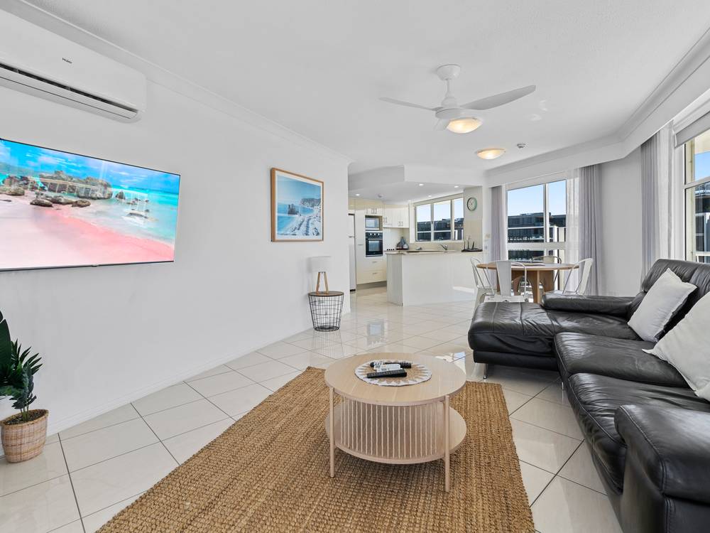 11A/2 Nineteenth Avenue, PALM BEACH, QLD 4221