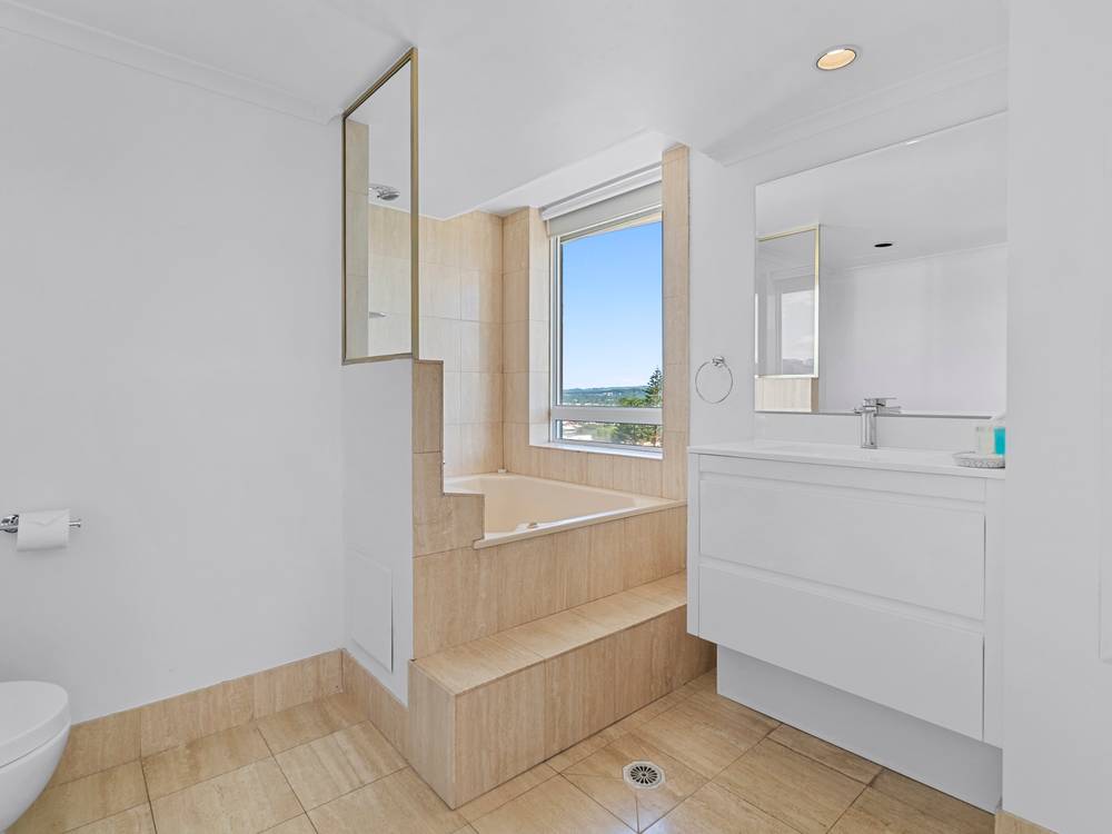11A/2 Nineteenth Avenue, PALM BEACH, QLD 4221