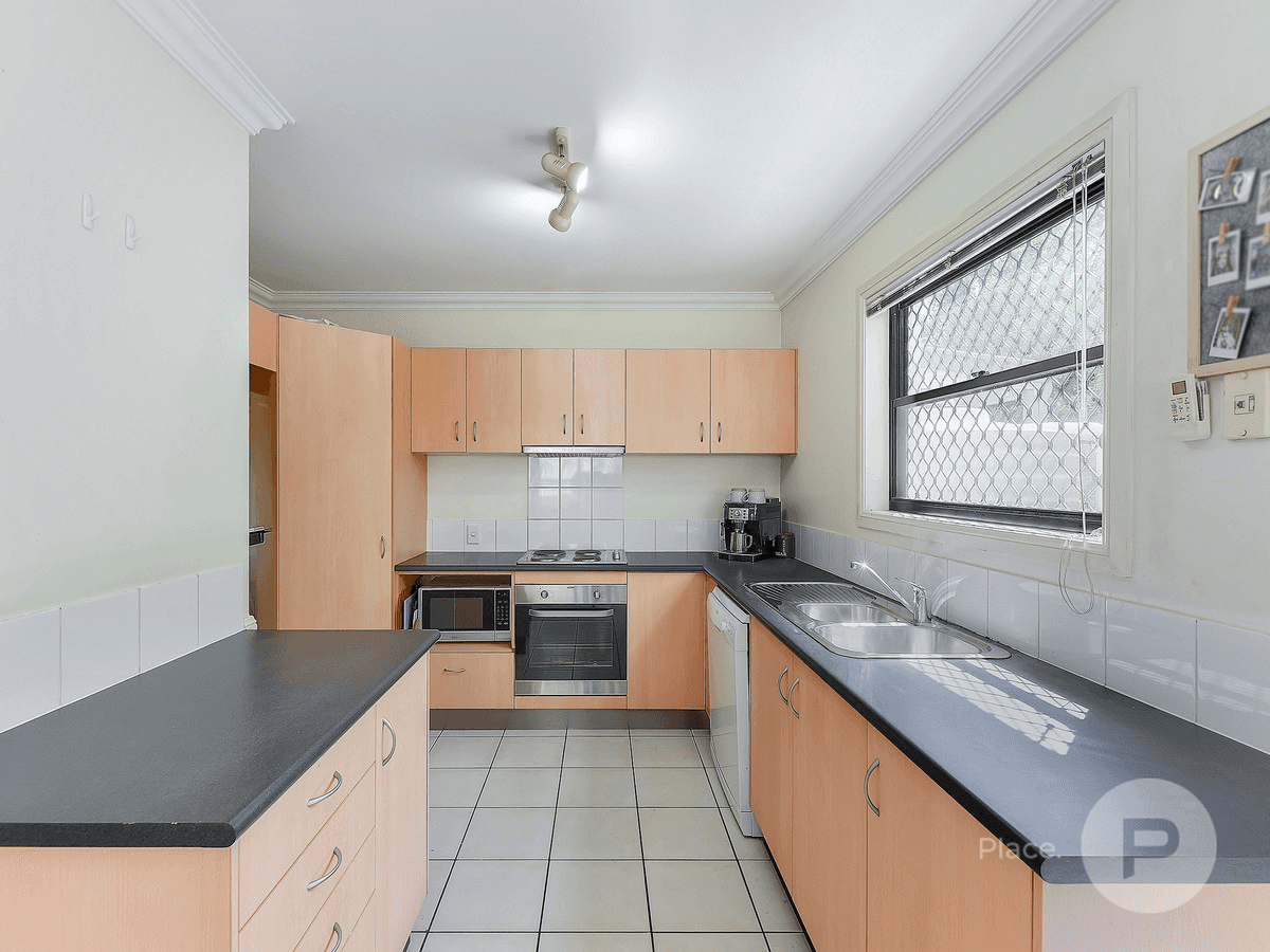 6/2 Tees Street, YEERONGPILLY, QLD 4105