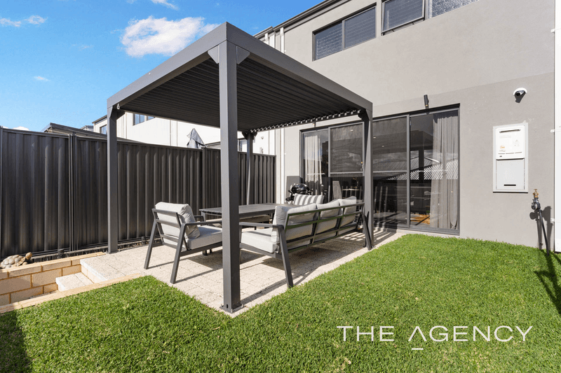 225 Leeuwin Boulevard, Bushmead, WA 6055