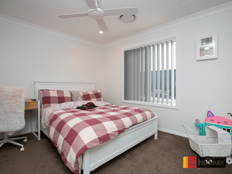 2 Kestral Street, MOORE CREEK, NSW 2340