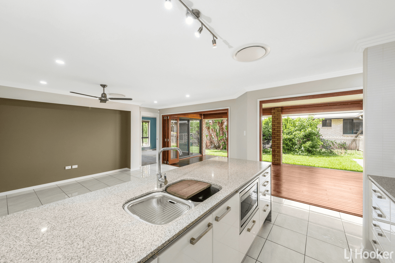 84 Springfield Drive, NORMAN GARDENS, QLD 4701