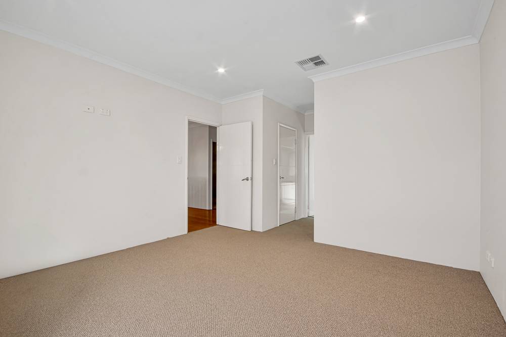 7 Upwey Street, Wellard, WA 6170