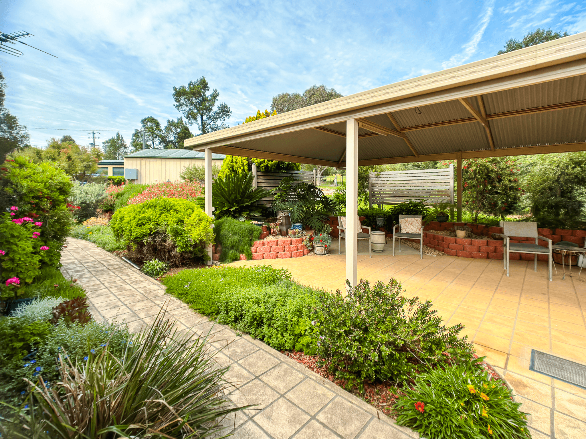 253 Catherine Way, TAMWORTH, NSW 2340