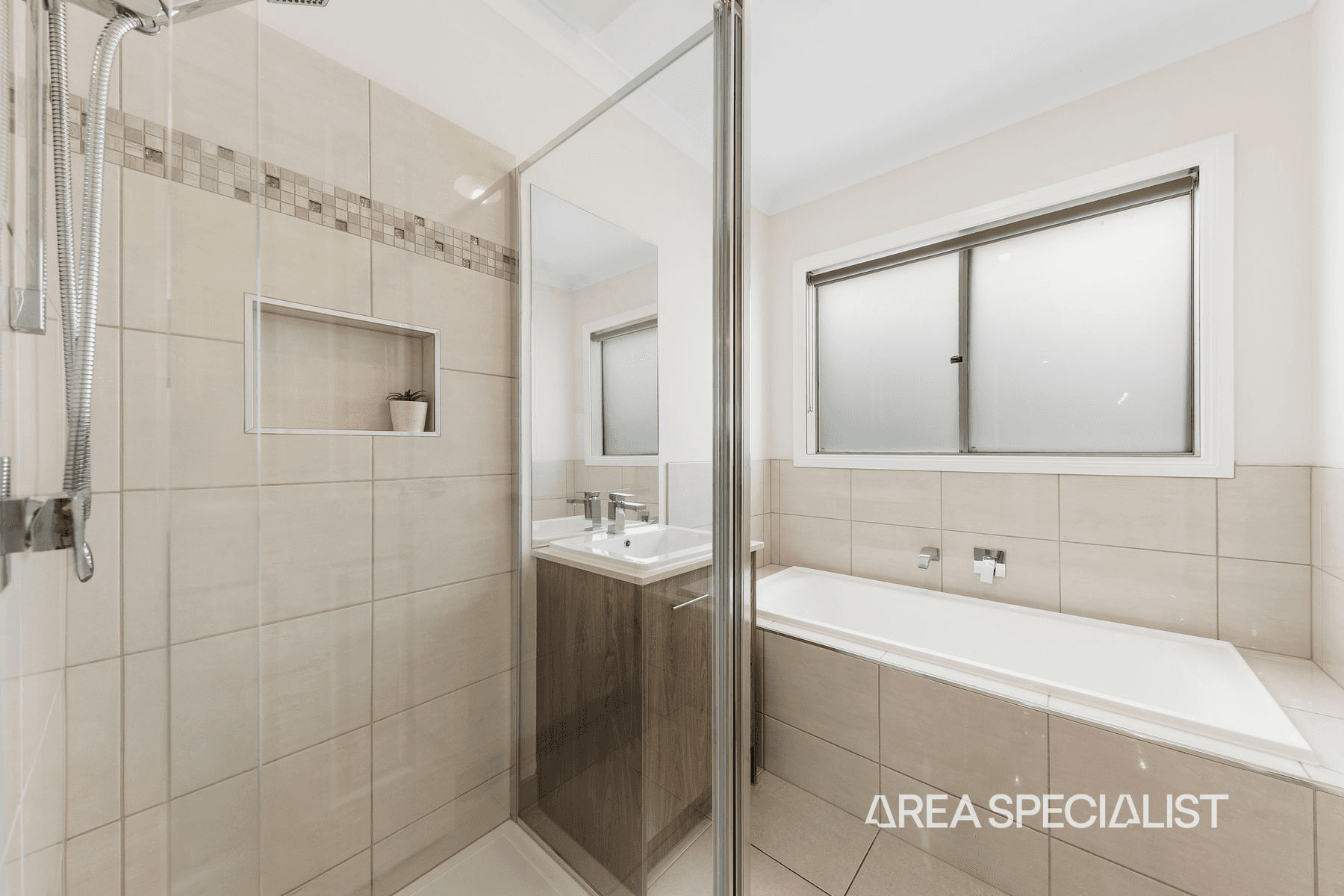 80 Athletic Circuit, Clyde, VIC 3978