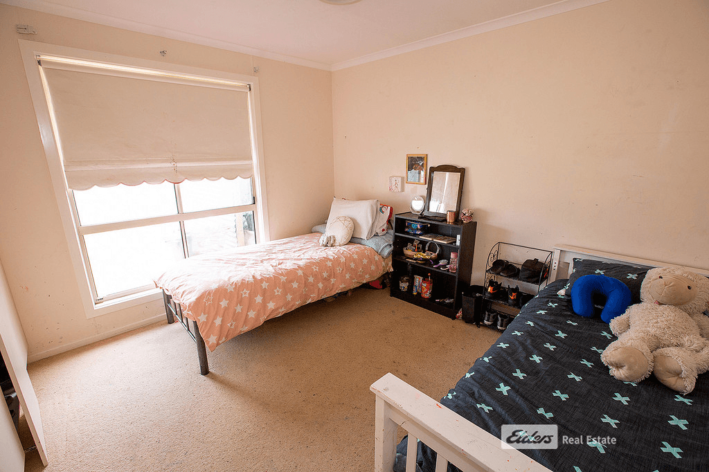 6 MUDGE Street, NARACOORTE, SA 5271