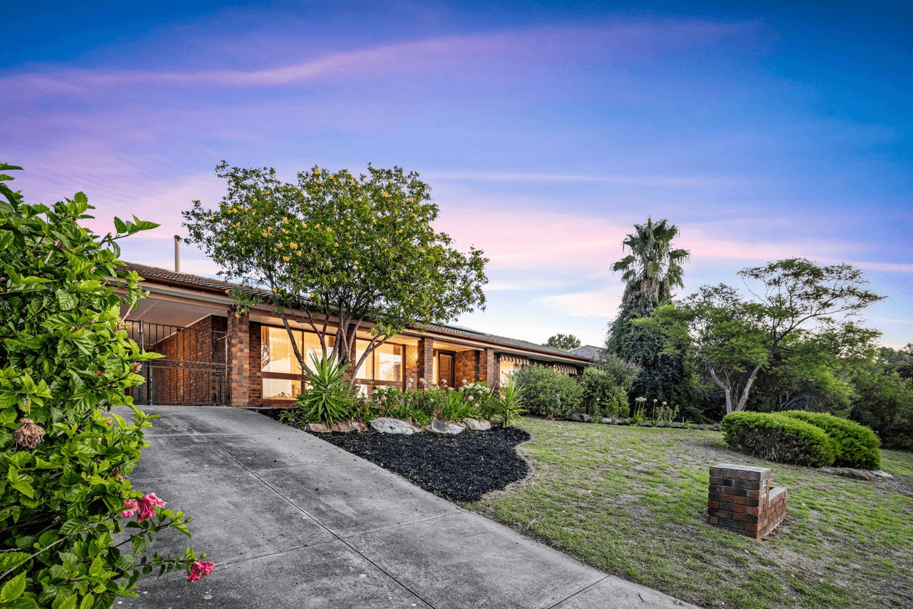 4 Rangeview Road, Happy Valley, SA 5159