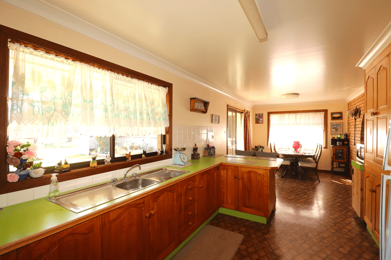 87 East Pandora Road, GLEN INNES, NSW 2370