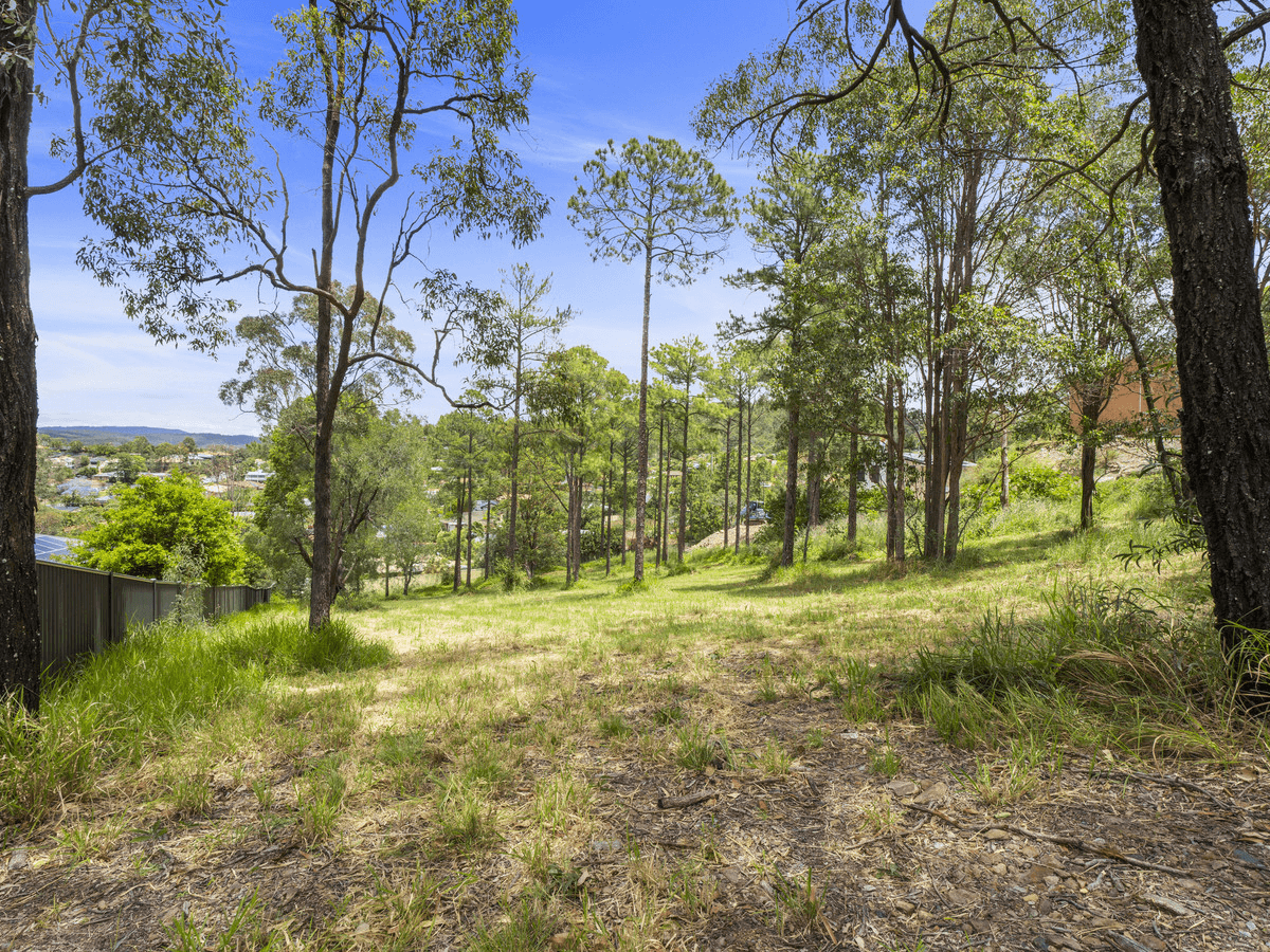 26 High Ridge Road, GAVEN, QLD 4211