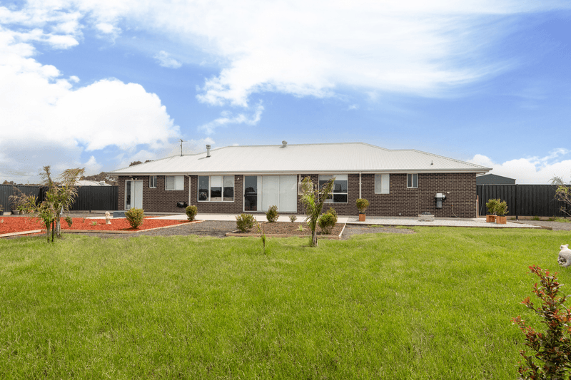 12 Banksia Place, Teesdale, VIC 3328