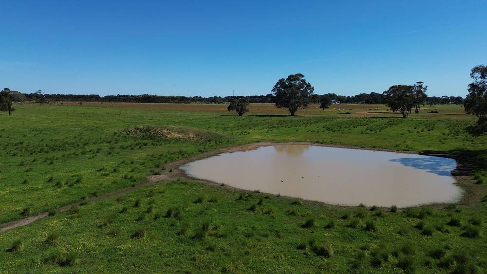 176 Powers Creek Road, EDENHOPE, VIC 3318